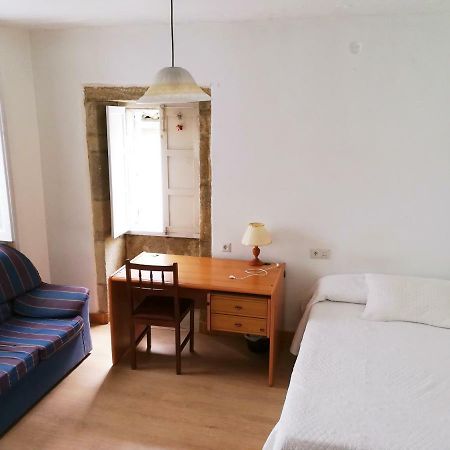 Pension Residencia Universitaria Rey Apartment Santiago de Compostela Exterior photo