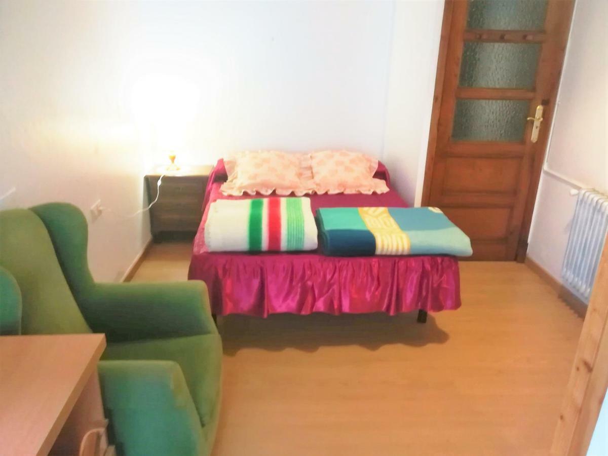 Pension Residencia Universitaria Rey Apartment Santiago de Compostela Exterior photo