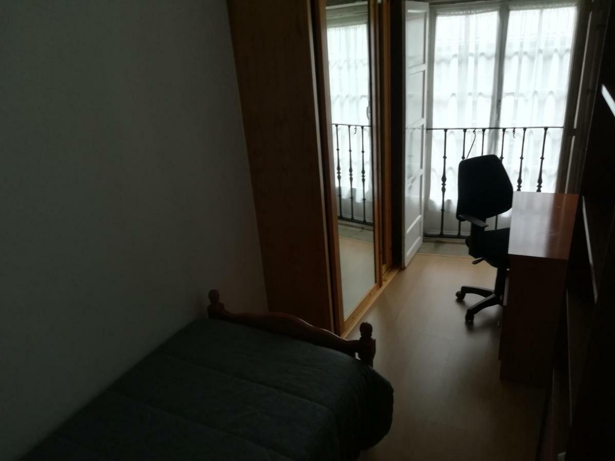 Pension Residencia Universitaria Rey Apartment Santiago de Compostela Exterior photo