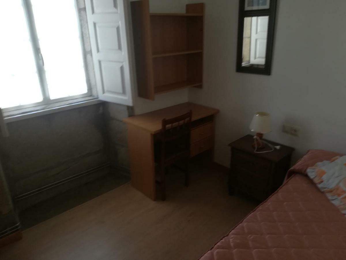 Pension Residencia Universitaria Rey Apartment Santiago de Compostela Exterior photo