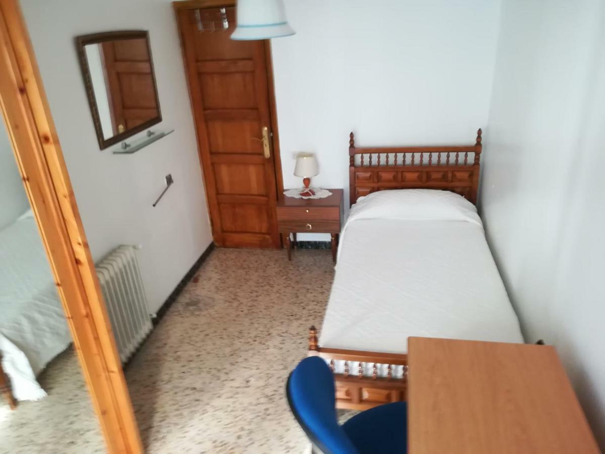 Pension Residencia Universitaria Rey Apartment Santiago de Compostela Exterior photo
